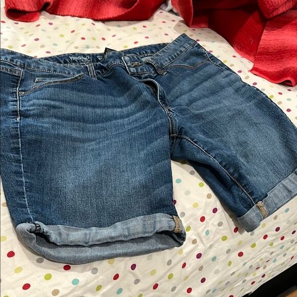 Mossimo Supply Co. Mid Rise Bermuda Denim Shorts - Picture 1 of 6